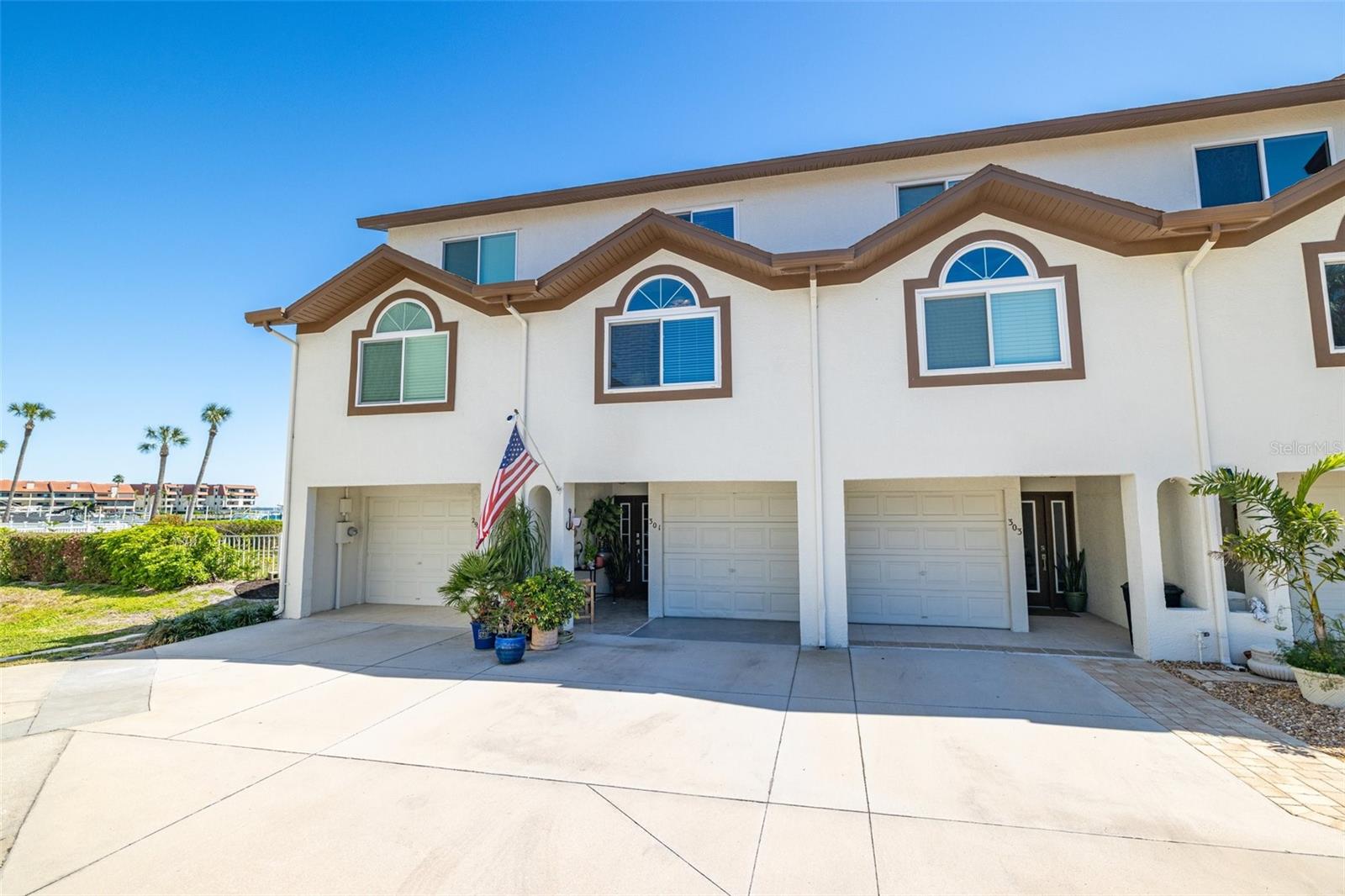 301 MADEIRA CIR, TIERRA VERDE, FL, 33715