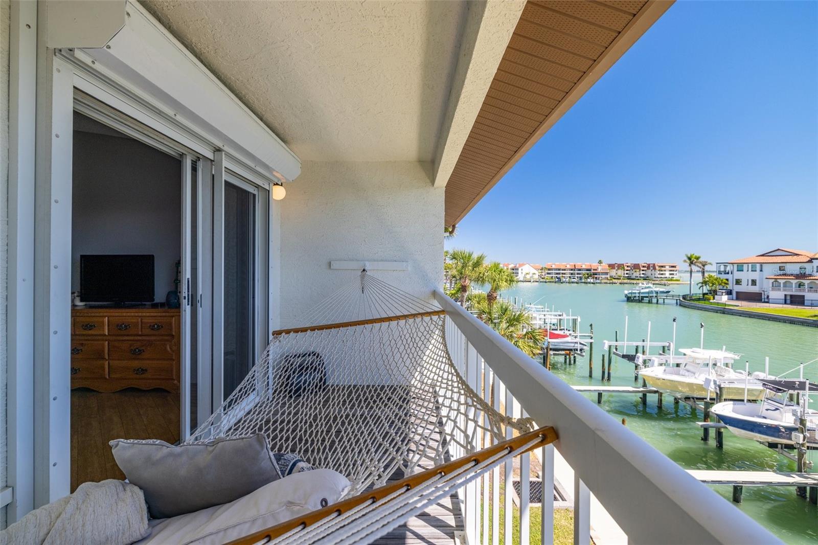 301 MADEIRA CIR, TIERRA VERDE, FL, 33715