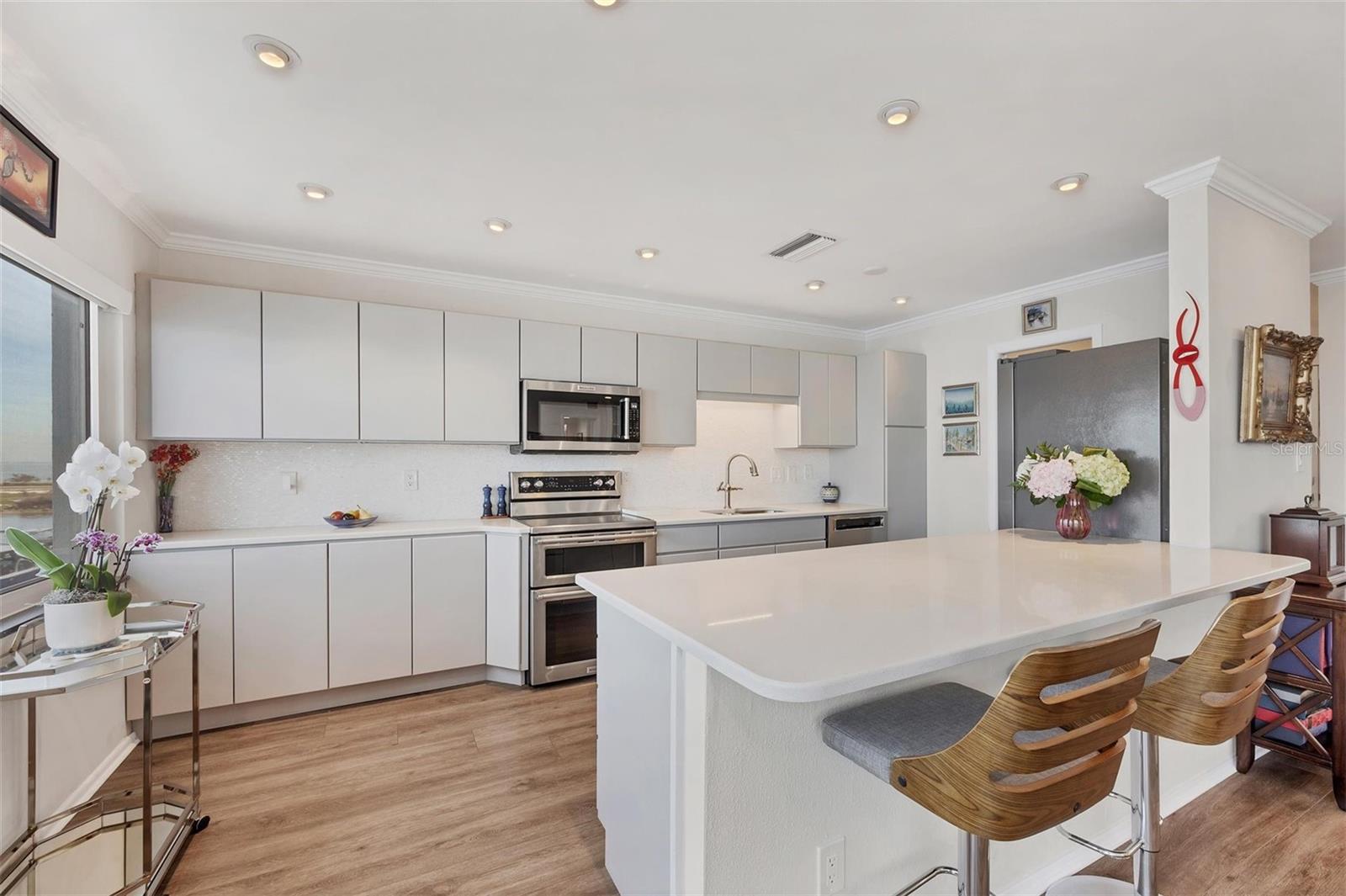 226 GOLDEN GATE PT #32, SARASOTA, FL, 34236