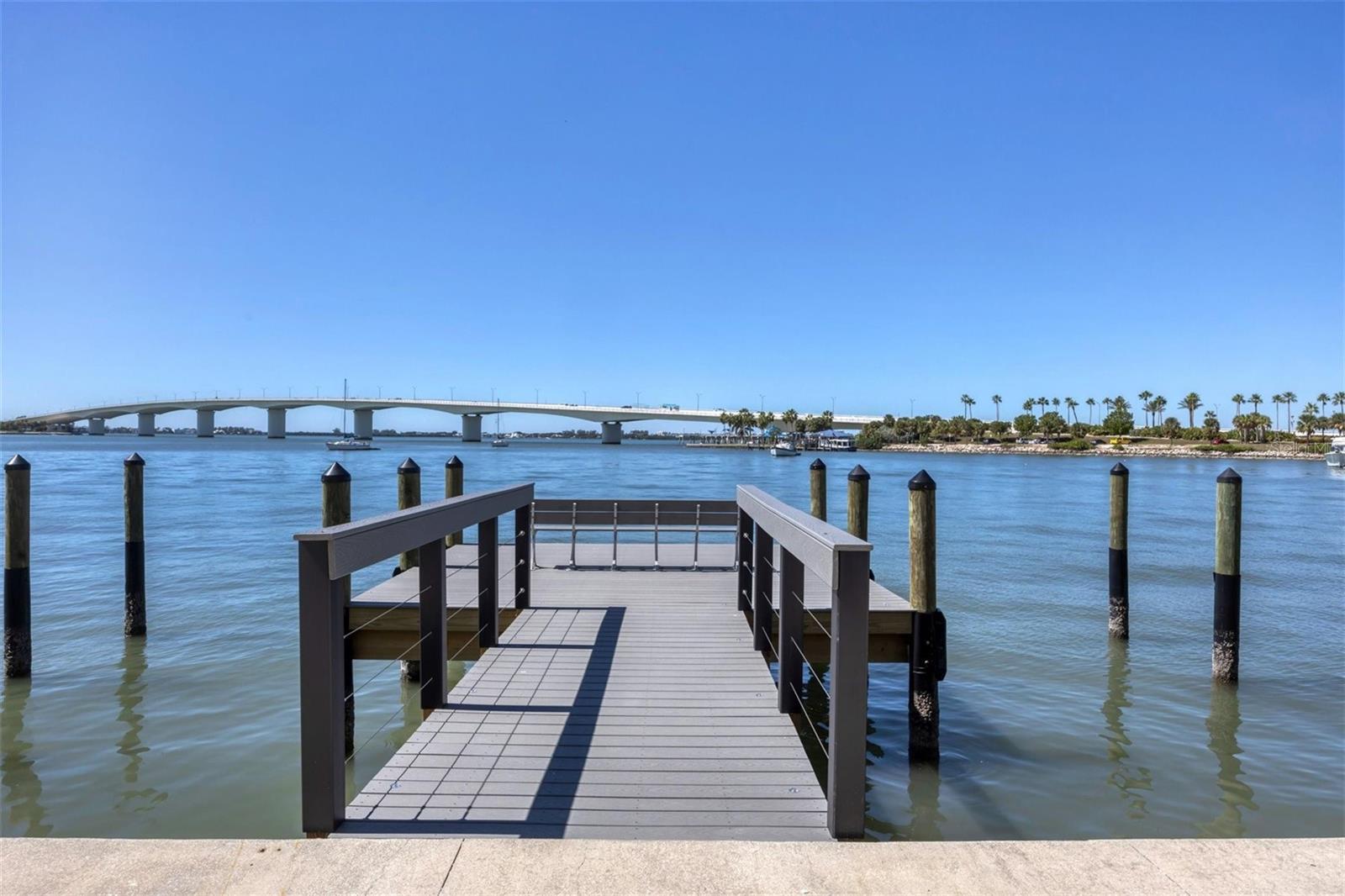 226 GOLDEN GATE PT #32, SARASOTA, FL, 34236