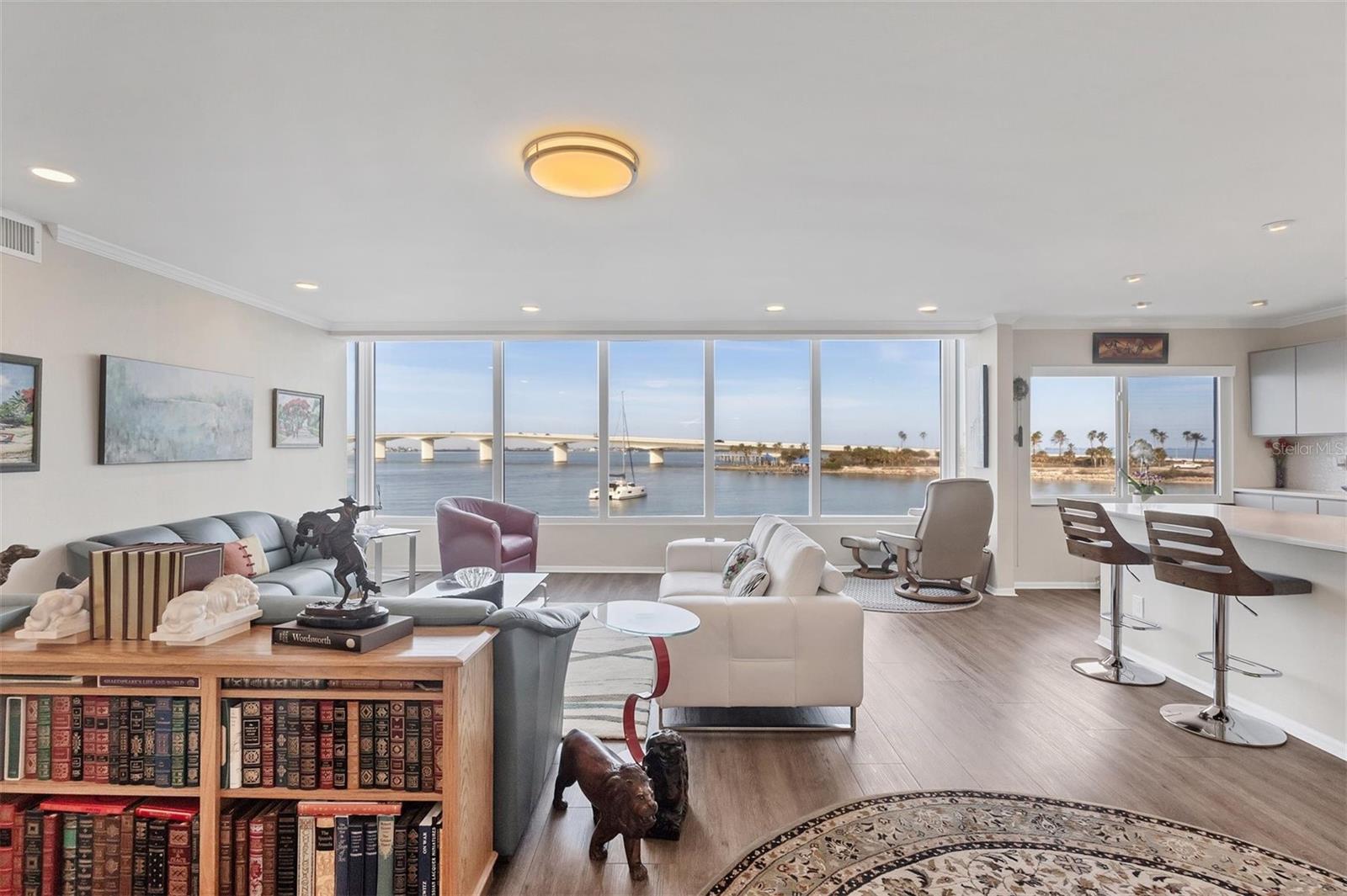 226 GOLDEN GATE PT #32, SARASOTA, FL, 34236