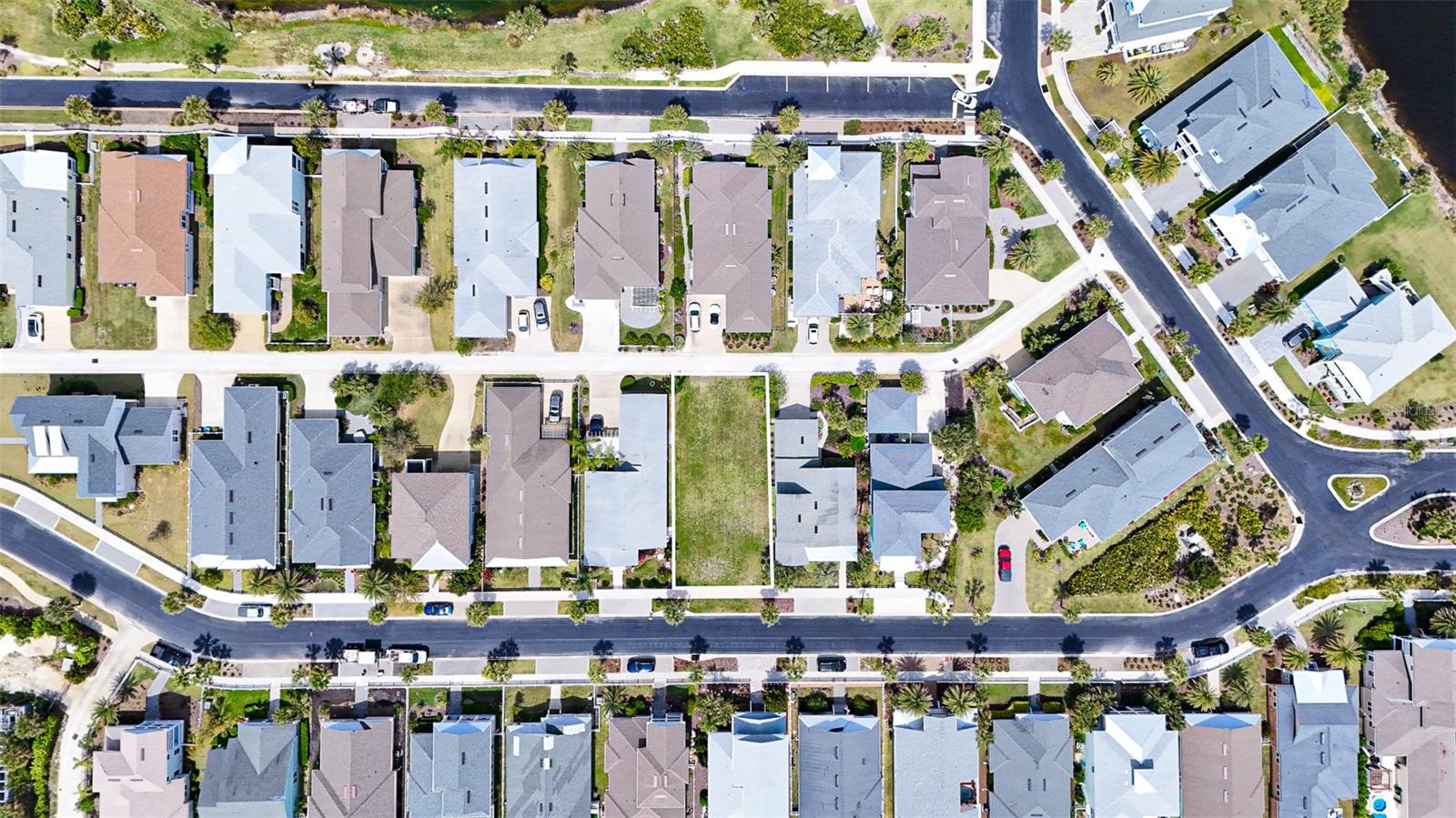 24 SANDY BEACH WAY, PALM COAST, FL, 32137