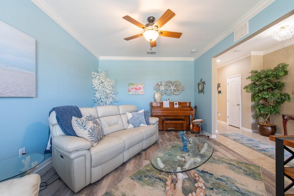 16331 TREASURE POINT DR, WIMAUMA, FL, 33598