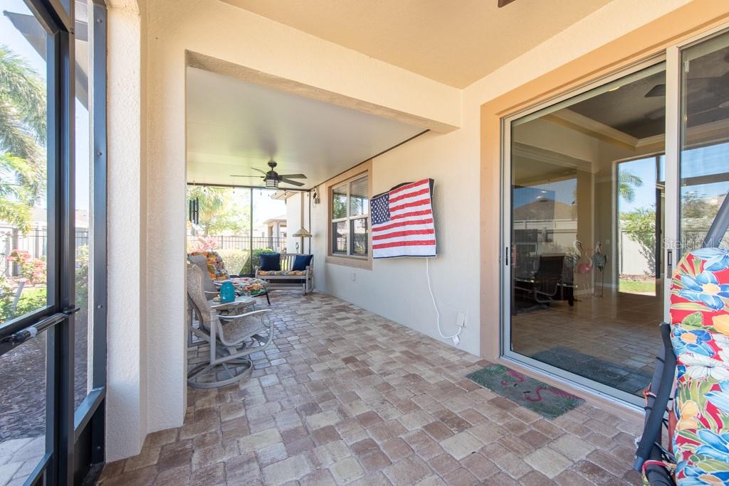 16331 TREASURE POINT DR, WIMAUMA, FL, 33598