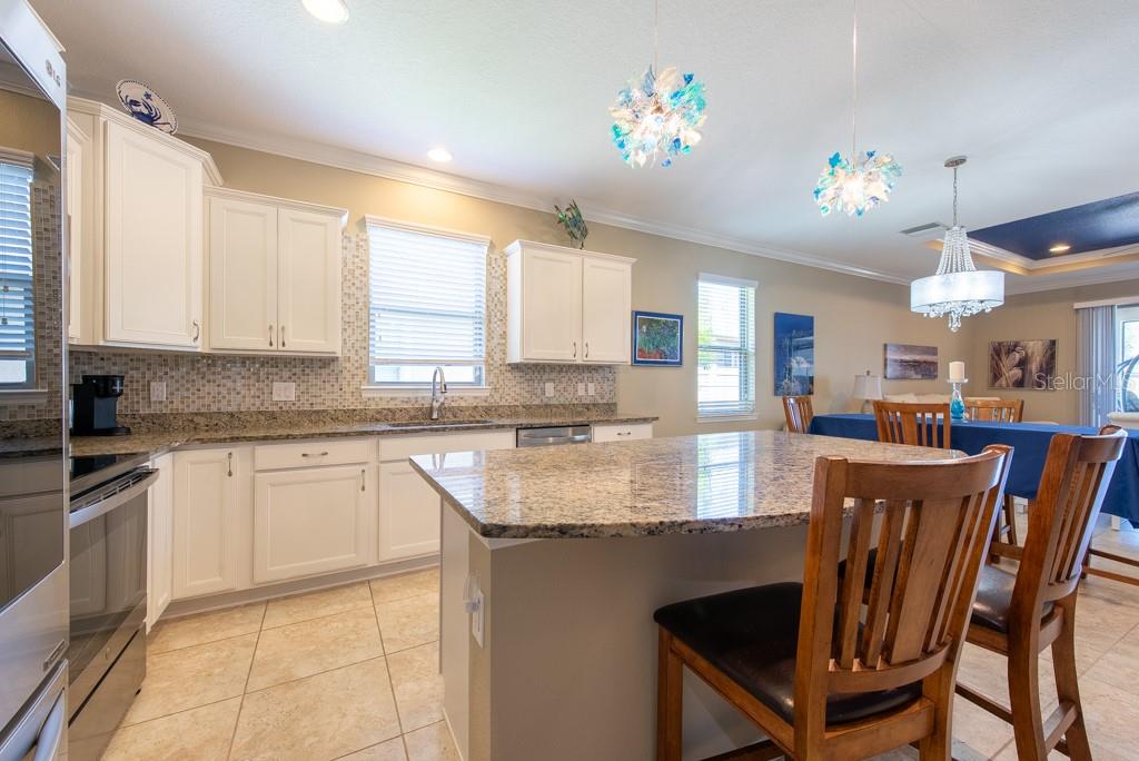 16331 TREASURE POINT DR, WIMAUMA, FL, 33598
