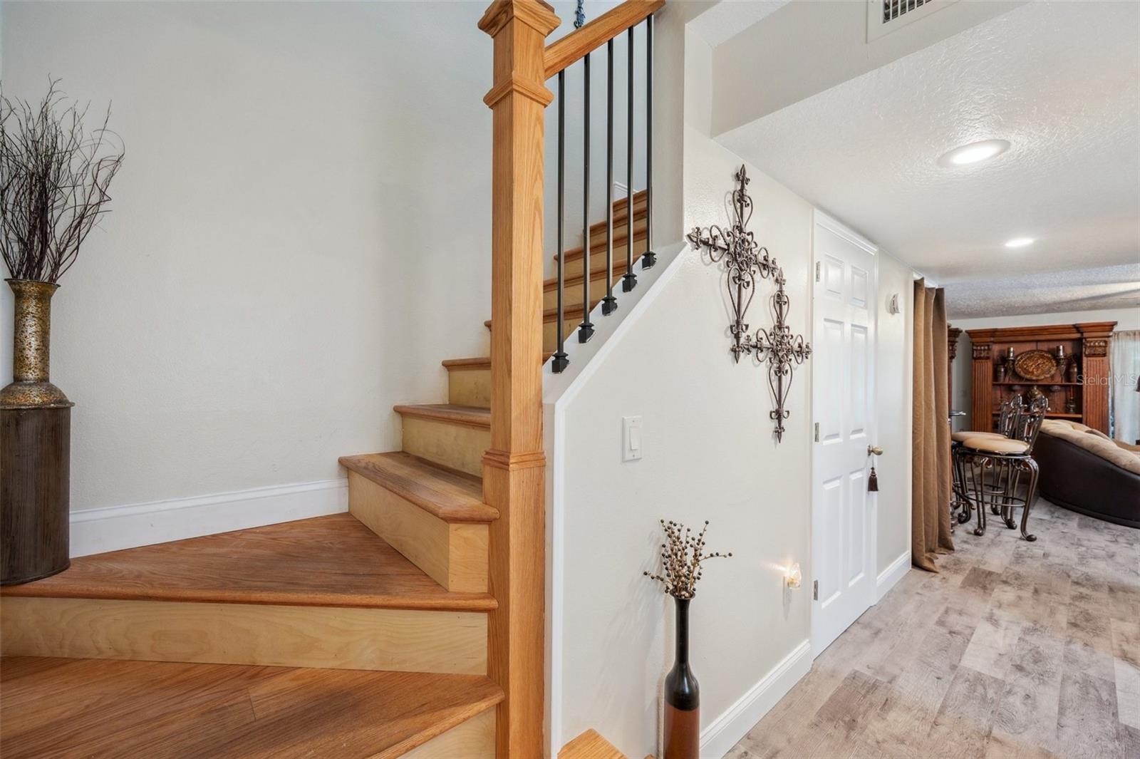 9046 LAKE PLACE LN #9046, TAMPA, FL, 33634