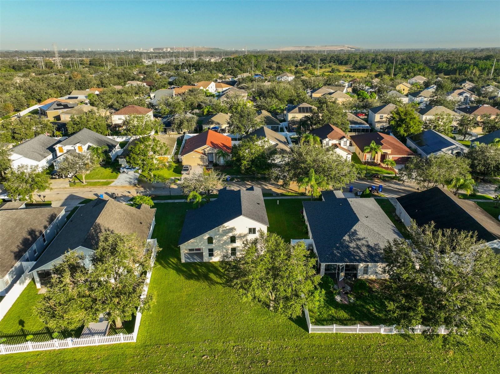 8111 TAR HOLLOW DR, GIBSONTON, FL, 33534