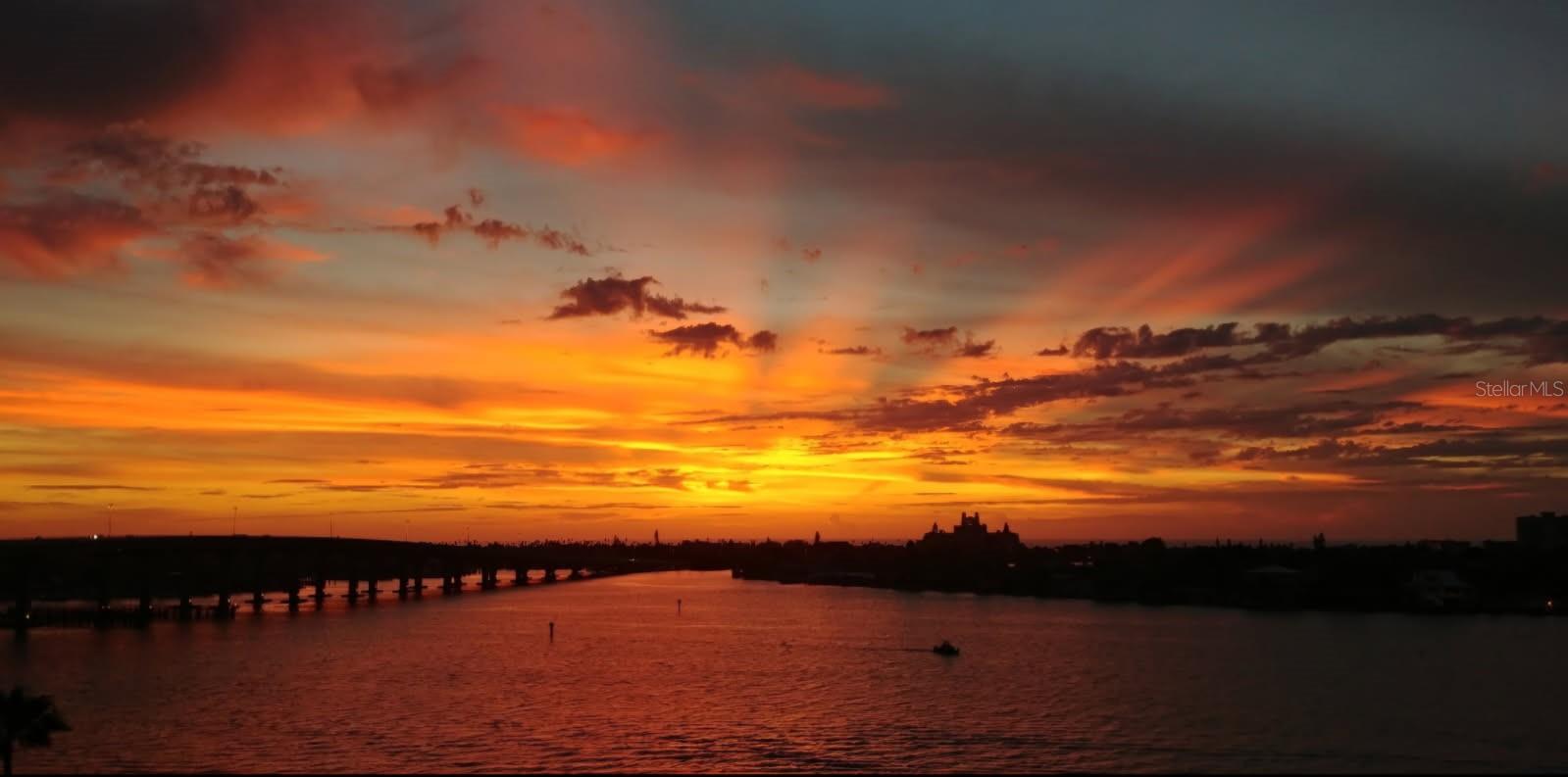 6265 SUN BLVD #806, ST PETERSBURG, FL, 33715