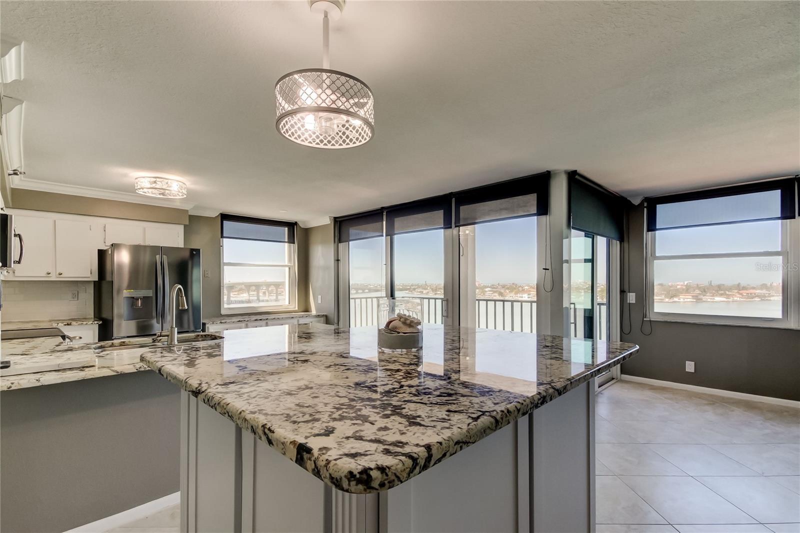 6265 SUN BLVD #806, ST PETERSBURG, FL, 33715