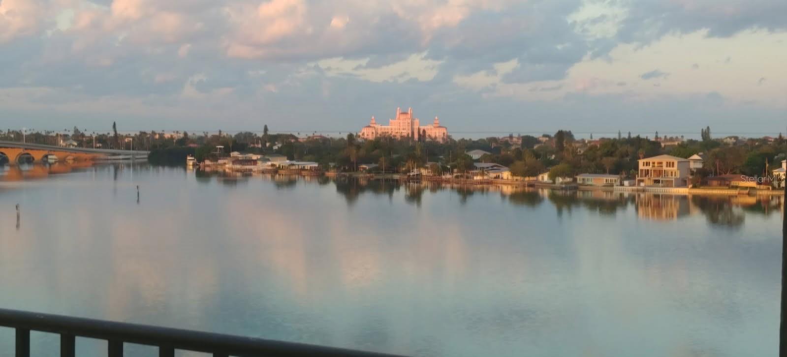 6265 SUN BLVD #806, ST PETERSBURG, FL, 33715
