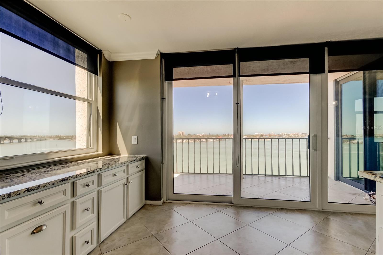 6265 SUN BLVD #806, ST PETERSBURG, FL, 33715