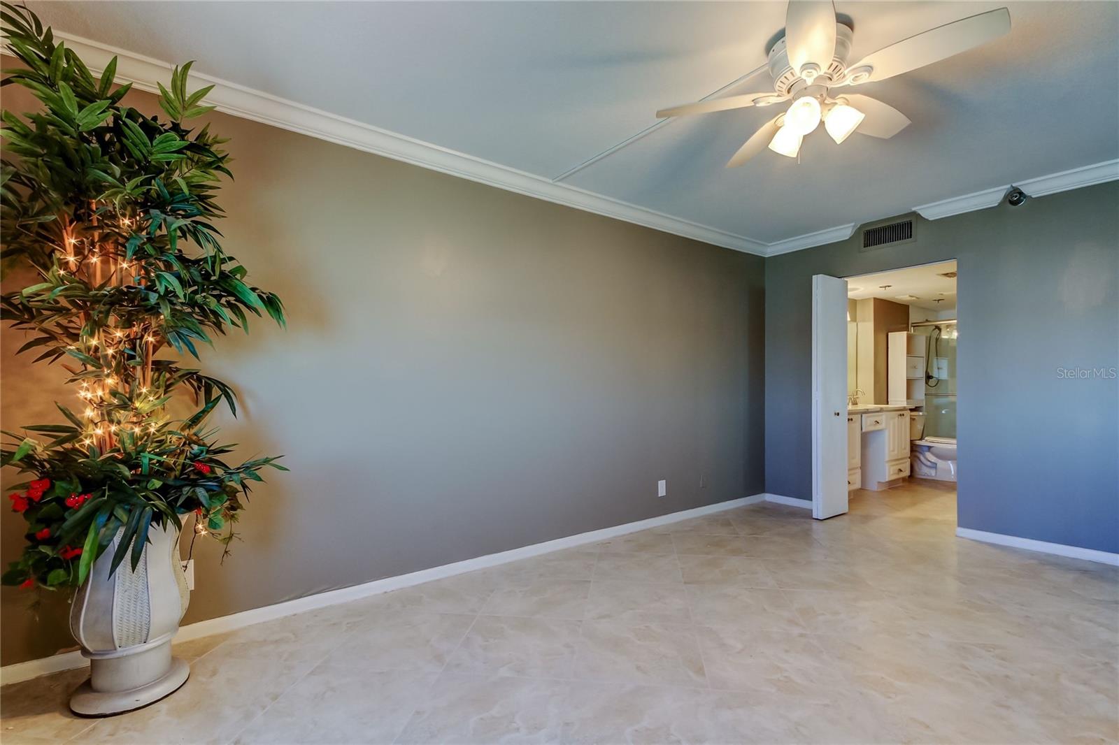 6265 SUN BLVD #806, ST PETERSBURG, FL, 33715