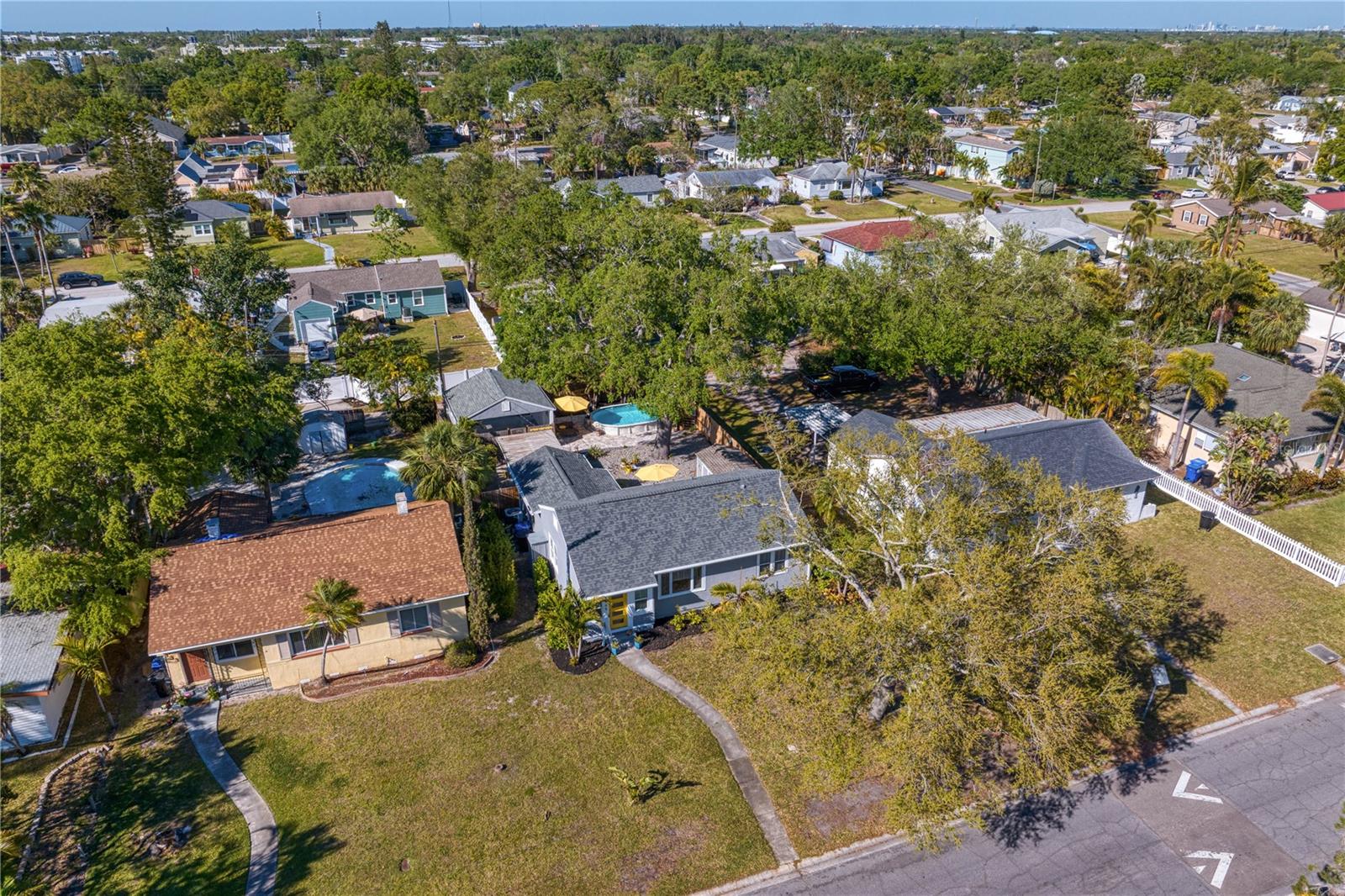 145 38TH AVE NE, ST PETERSBURG, FL, 33704