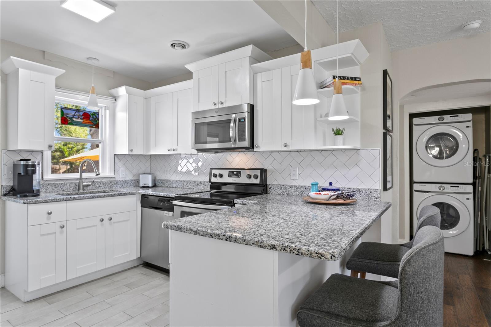 145 38TH AVE NE, ST PETERSBURG, FL, 33704