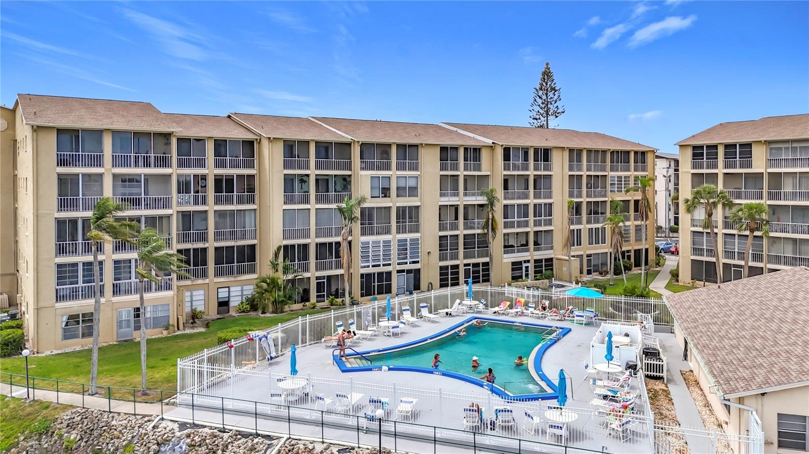 3821 LAKE BAYSHORE DR #H-507, BRADENTON, FL, 34205