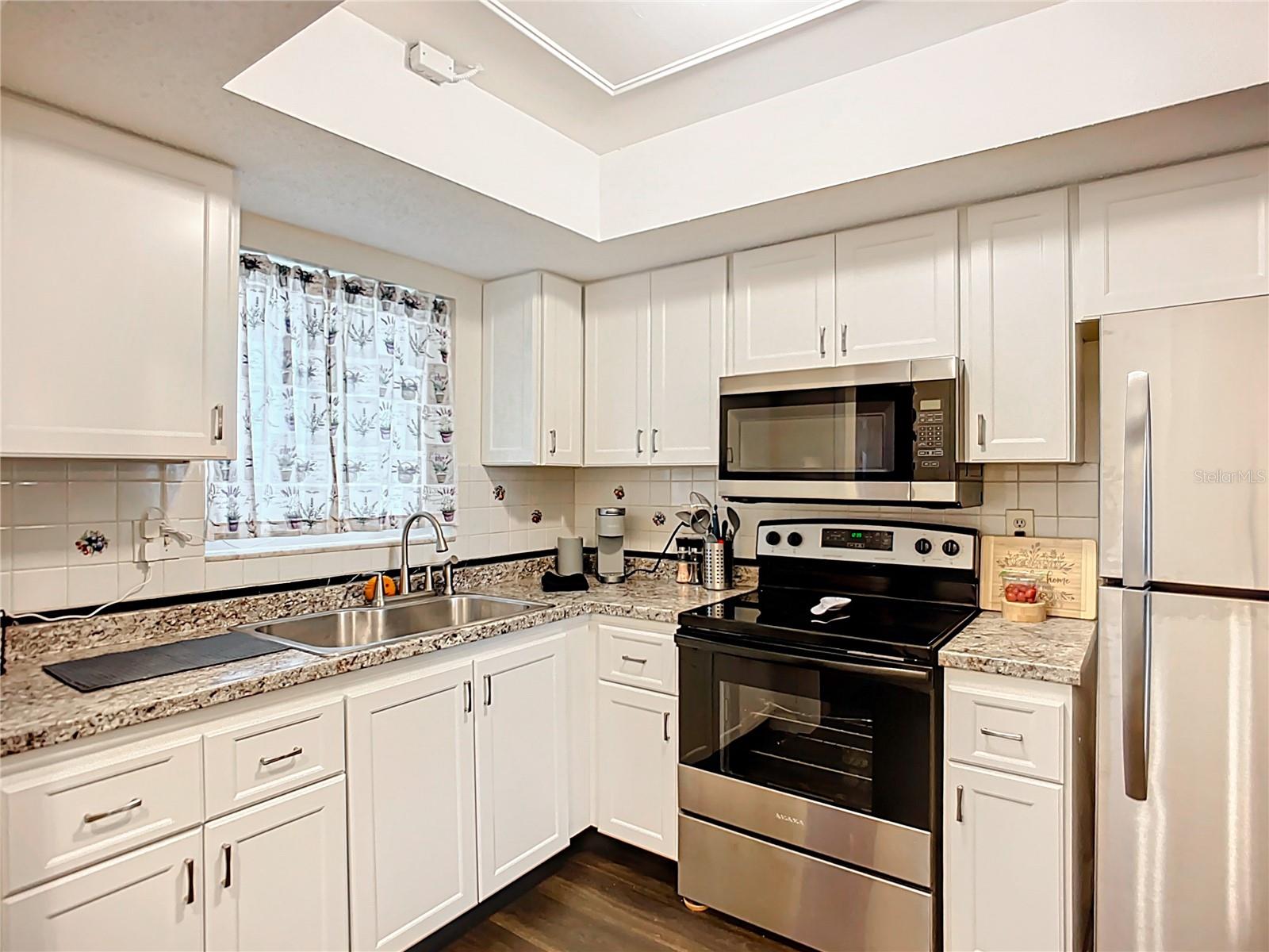 3821 LAKE BAYSHORE DR #H-507, BRADENTON, FL, 34205