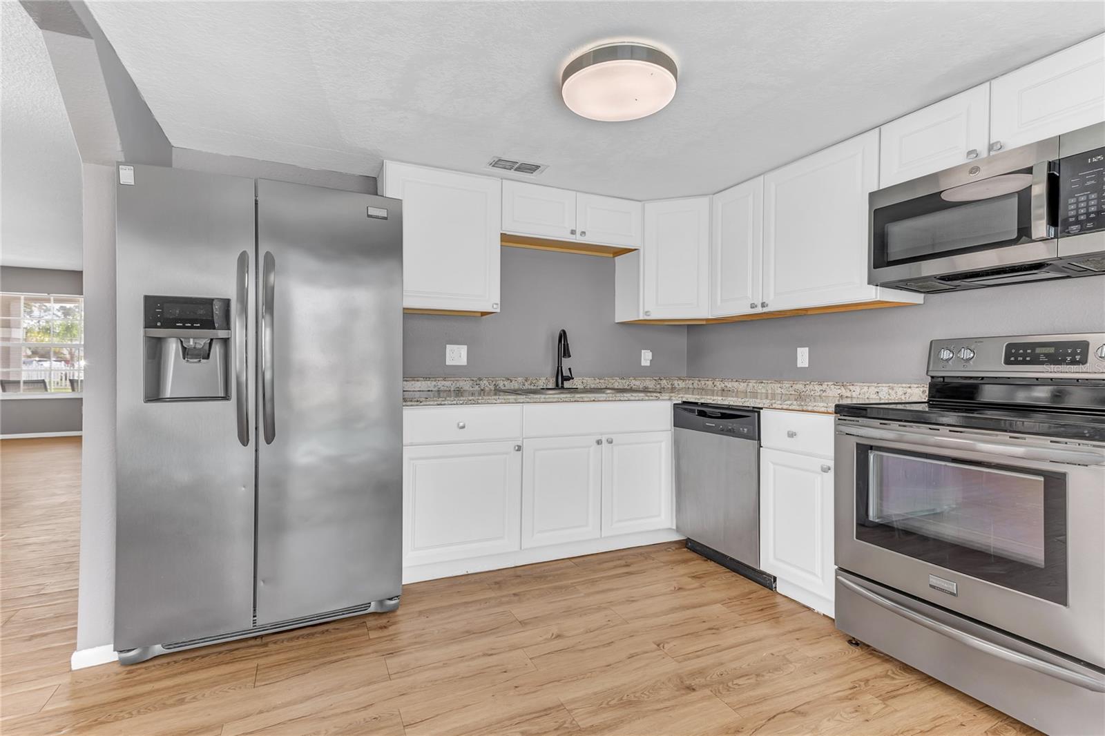 2500 DAVENPORT CIRLCE CIR, KISSIMMEE, FL, 34746