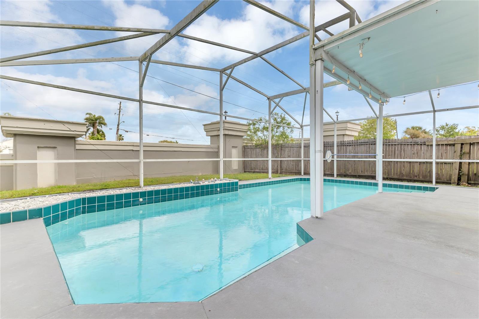 2500 DAVENPORT CIRLCE CIR, KISSIMMEE, FL, 34746
