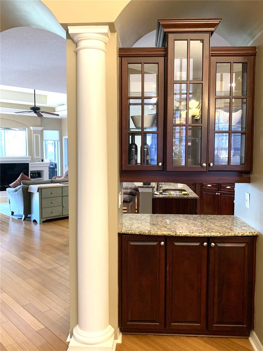 6828 HONEYSUCKLE TRL, LAKEWOOD RANCH, FL, 34202