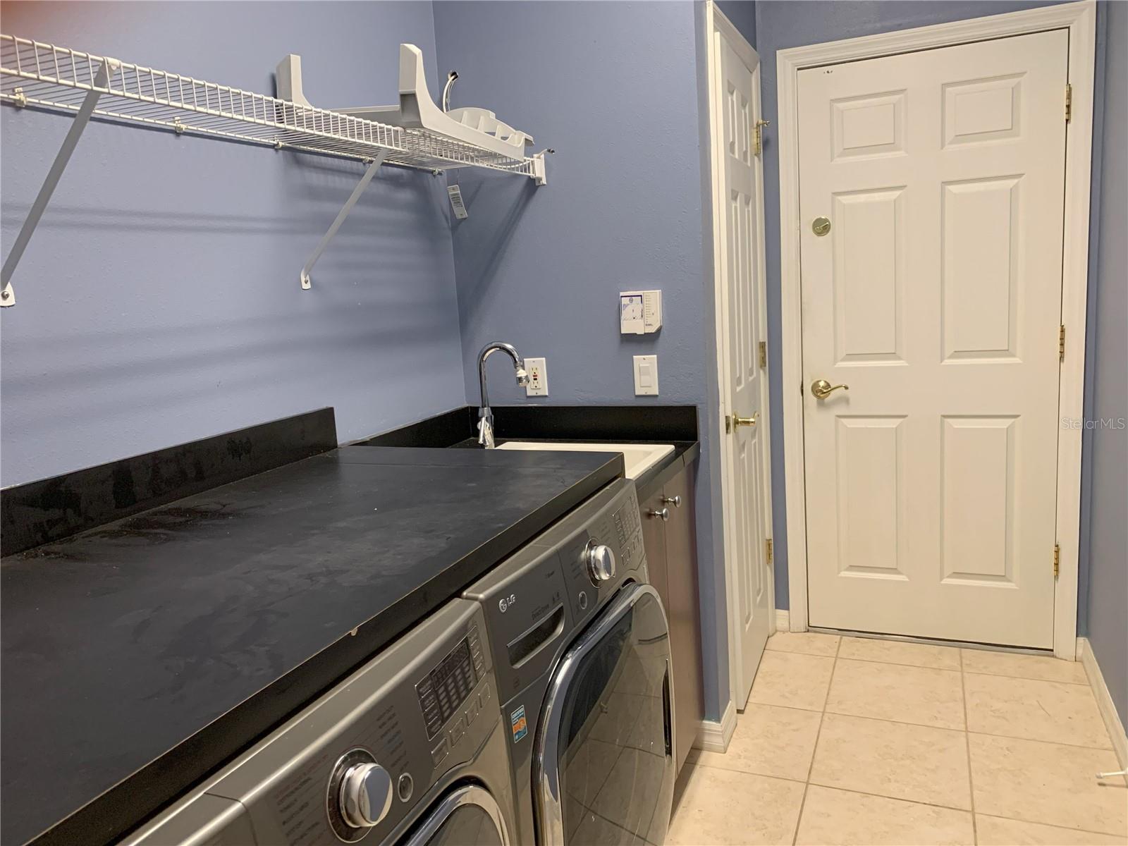 6828 HONEYSUCKLE TRL, LAKEWOOD RANCH, FL, 34202