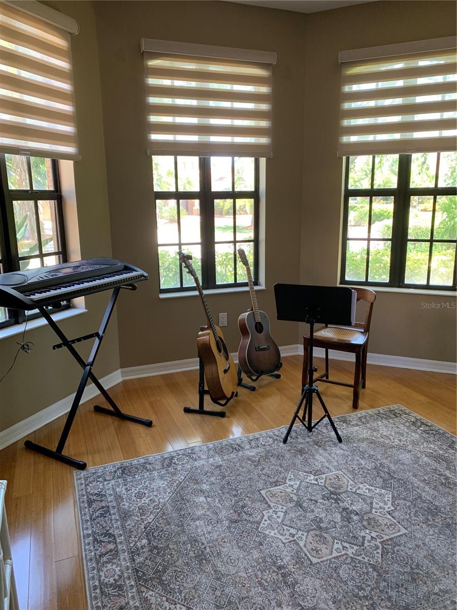 6828 HONEYSUCKLE TRL, LAKEWOOD RANCH, FL, 34202