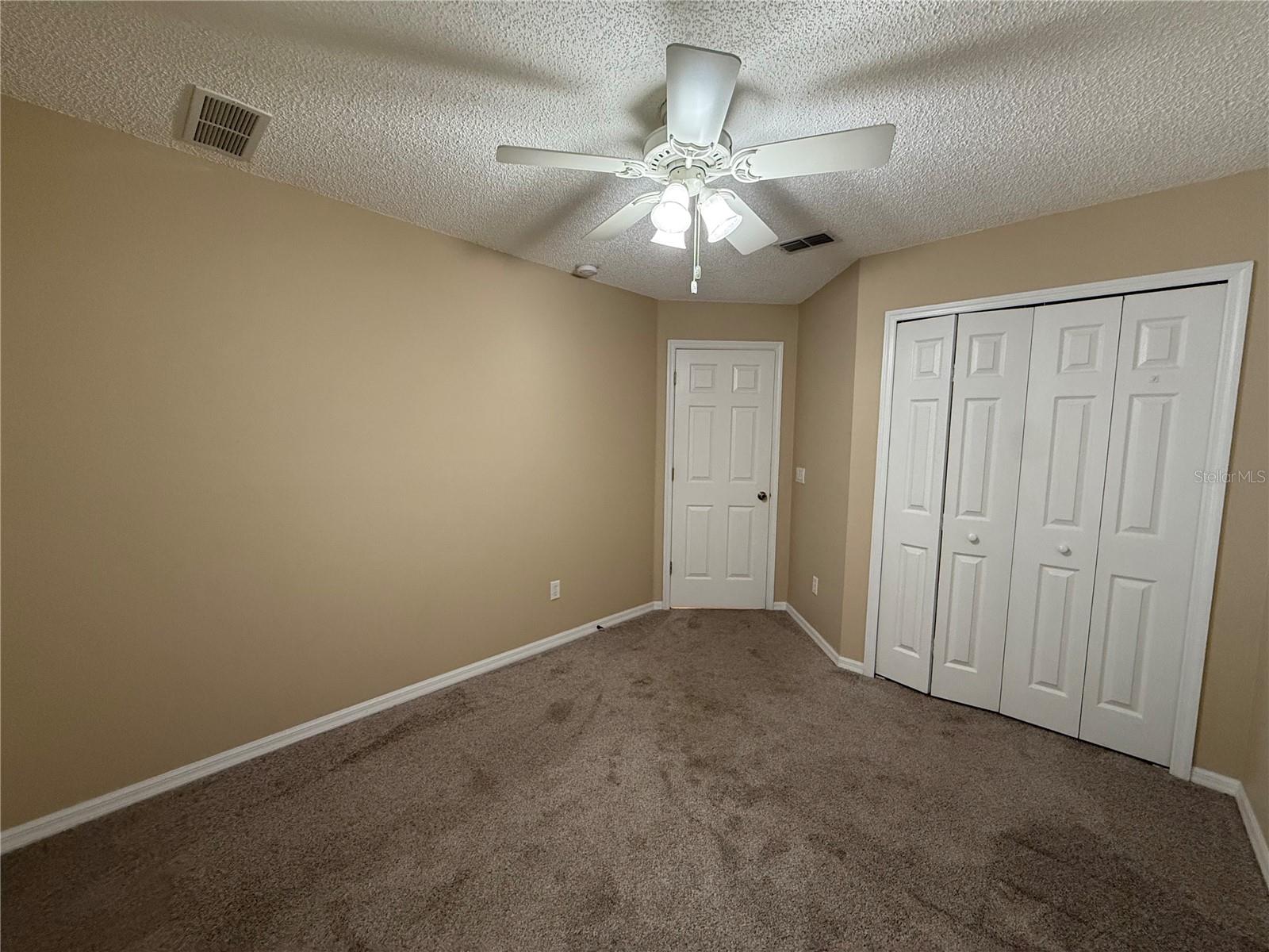 1300 E BENTON LAKE DR, DELAND, FL, 32724