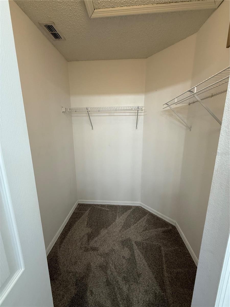 1300 E BENTON LAKE DR, DELAND, FL, 32724