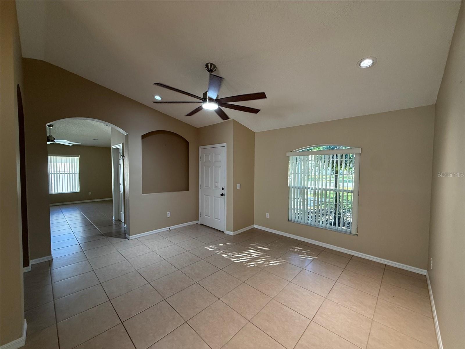 1300 E BENTON LAKE DR, DELAND, FL, 32724