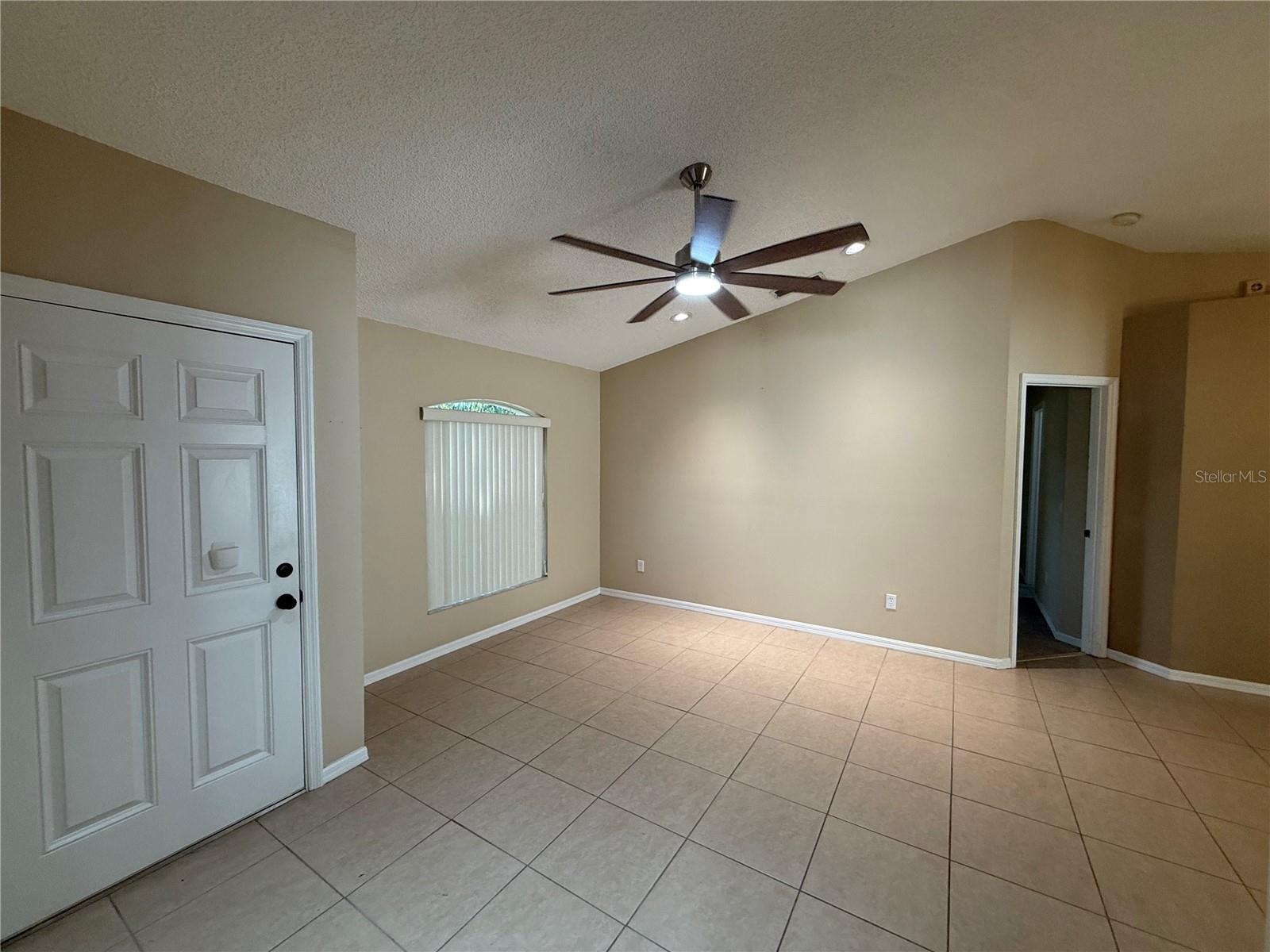 1300 E BENTON LAKE DR, DELAND, FL, 32724