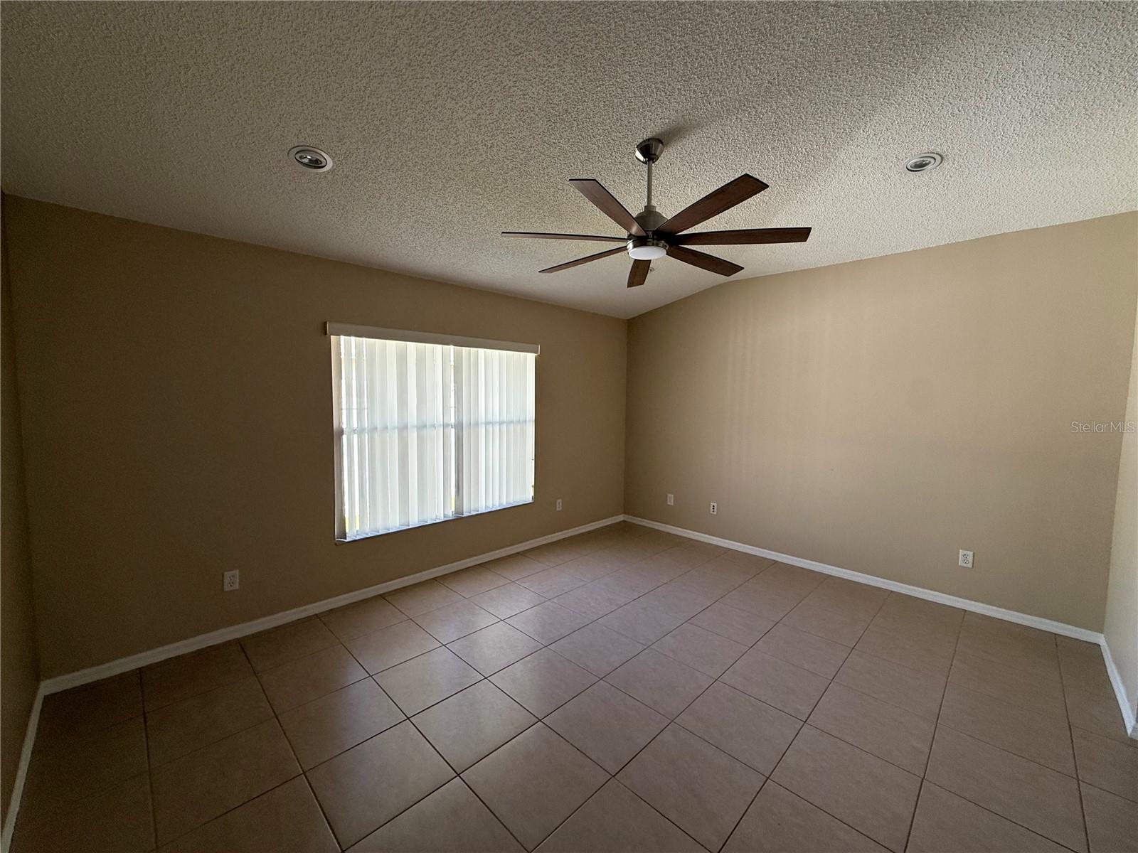 1300 E BENTON LAKE DR, DELAND, FL, 32724