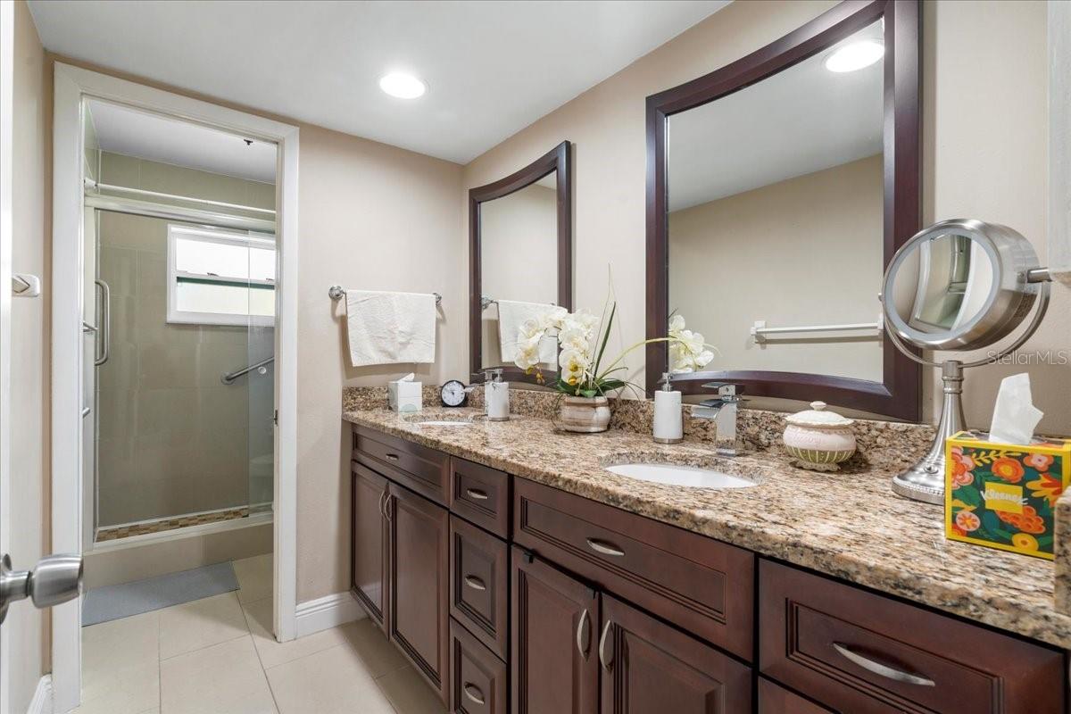 11803 70TH ST, LARGO, FL, 33773