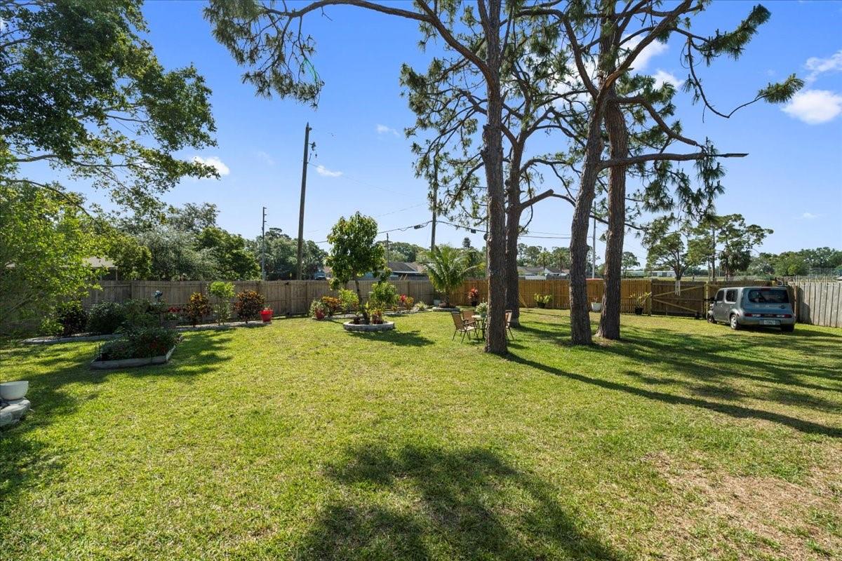 11803 70TH ST, LARGO, FL, 33773