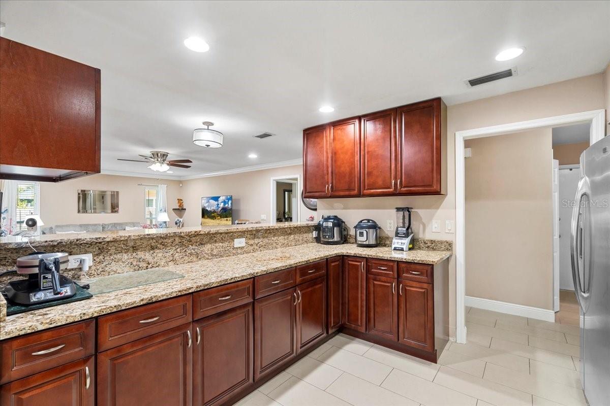 11803 70TH ST, LARGO, FL, 33773