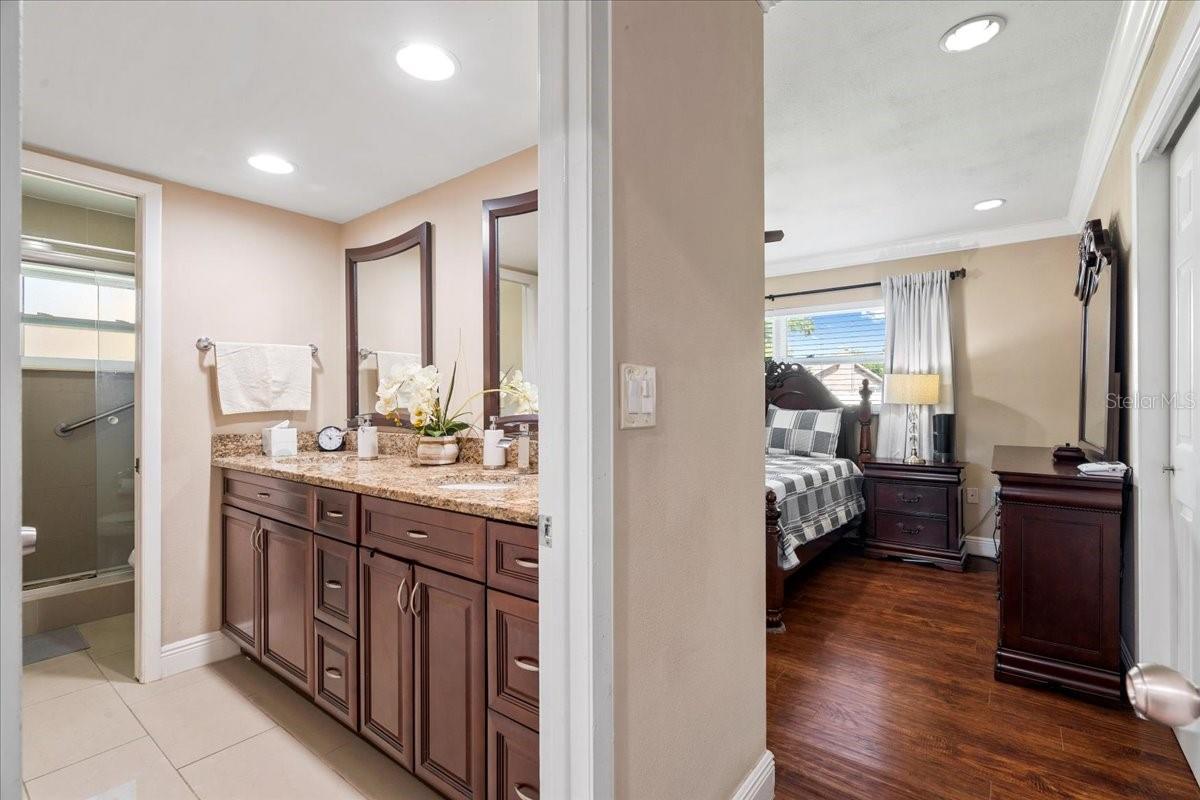 11803 70TH ST, LARGO, FL, 33773