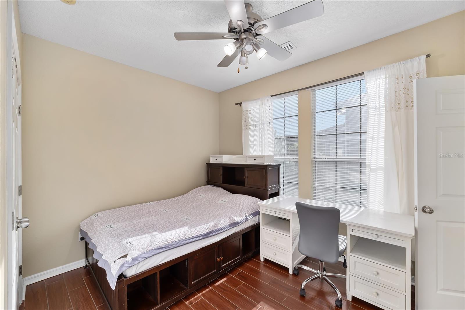 1142 SW 9TH RD #402, GAINESVILLE, FL, 32601