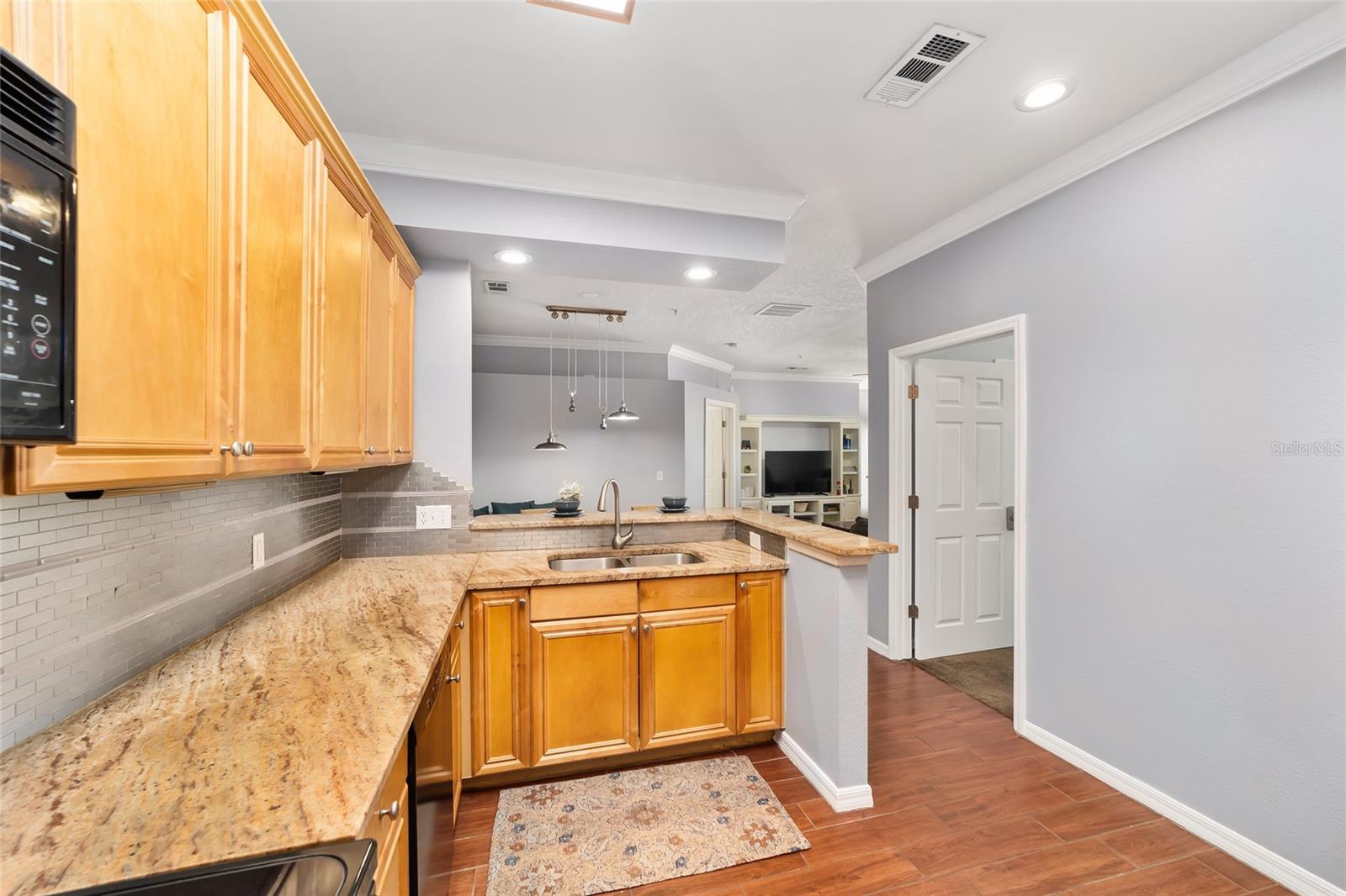 1142 SW 9TH RD #402, GAINESVILLE, FL, 32601