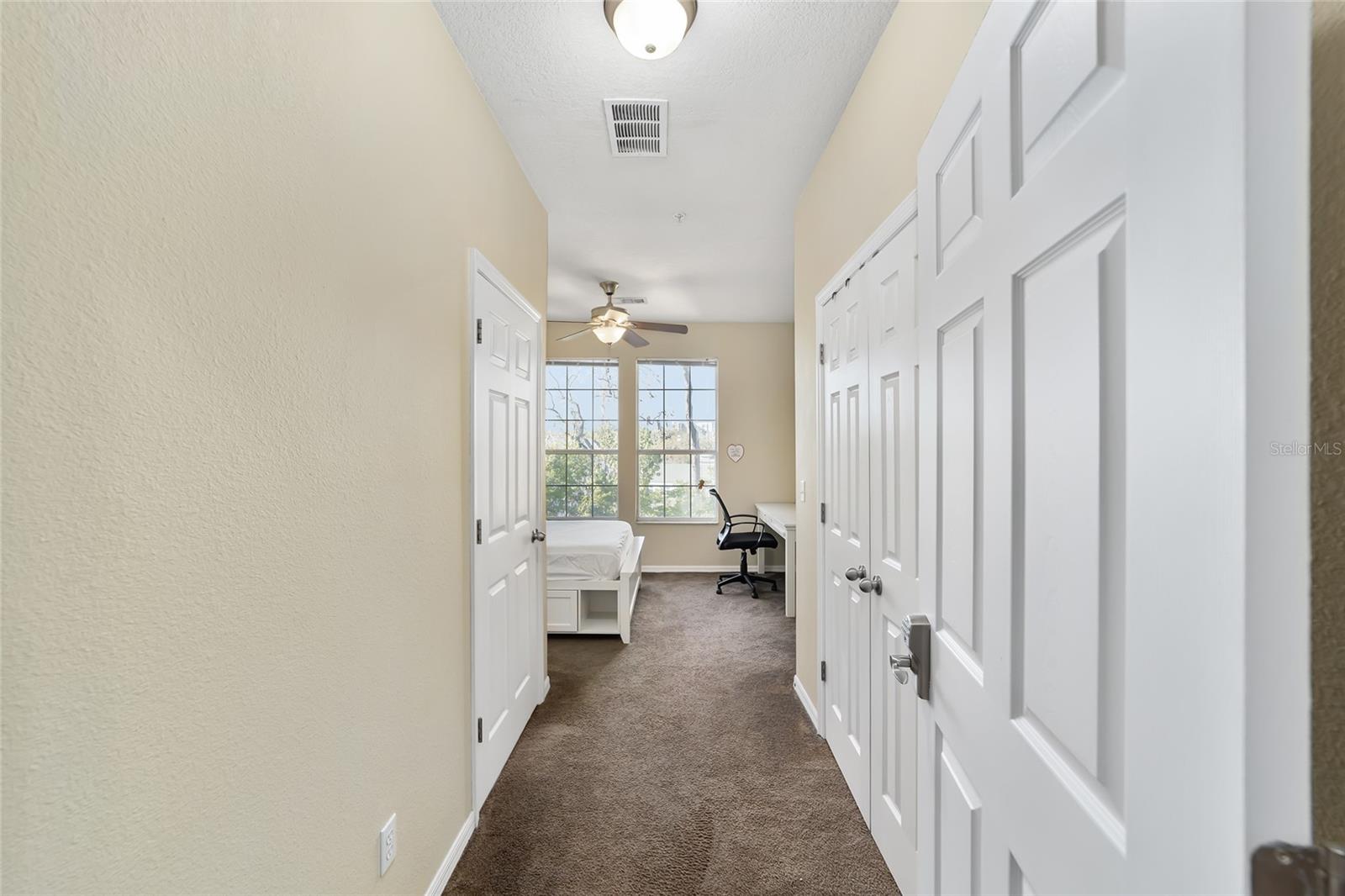 1142 SW 9TH RD #402, GAINESVILLE, FL, 32601
