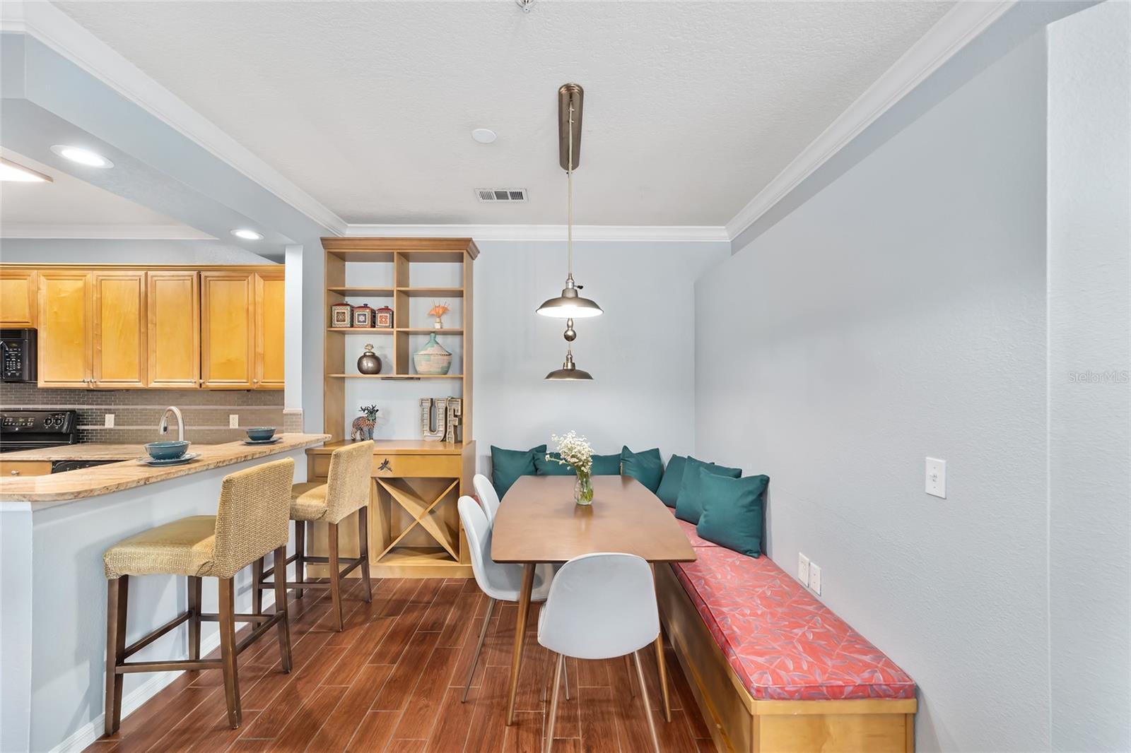 1142 SW 9TH RD #402, GAINESVILLE, FL, 32601