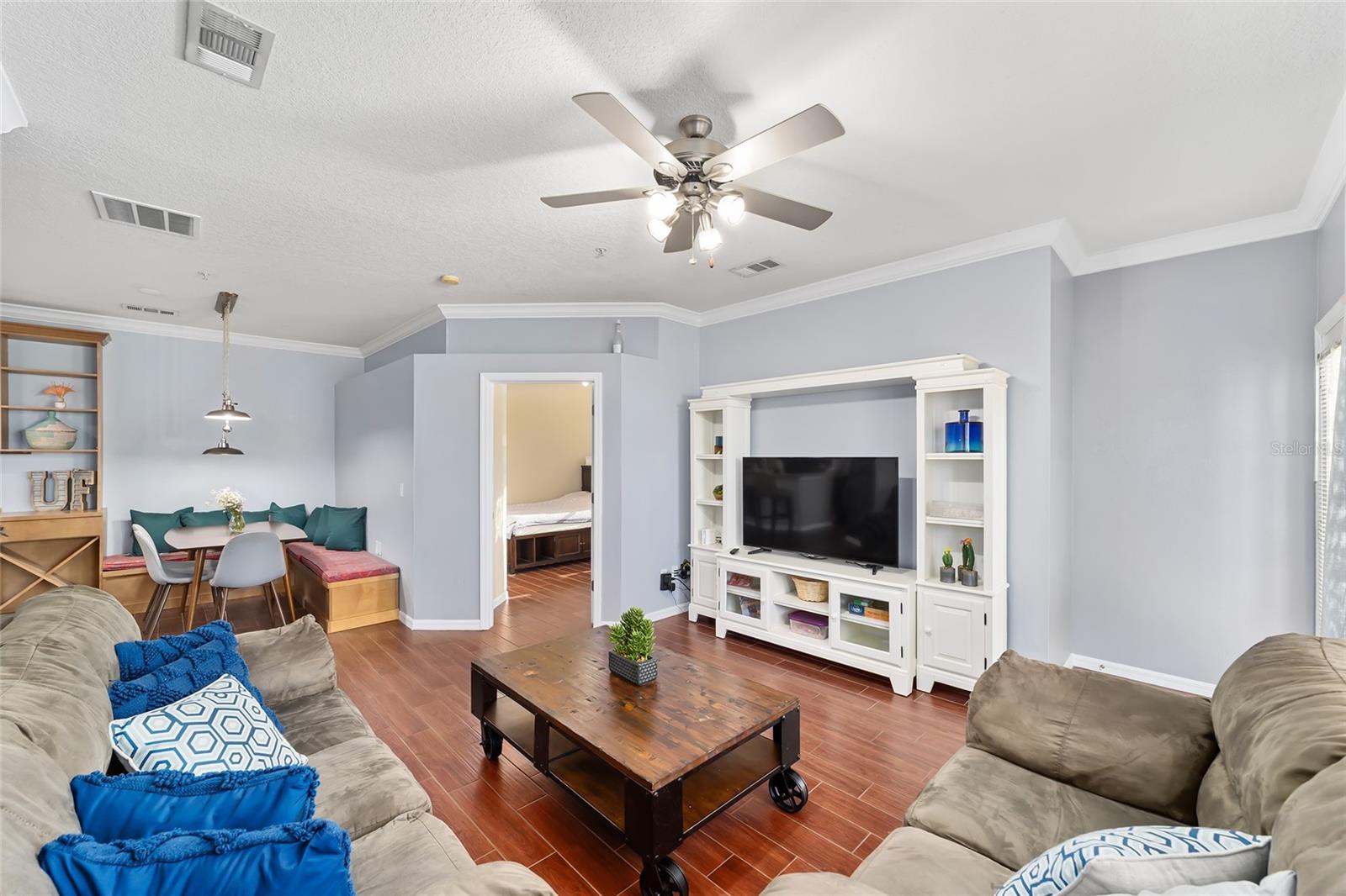 1142 SW 9TH RD #402, GAINESVILLE, FL, 32601
