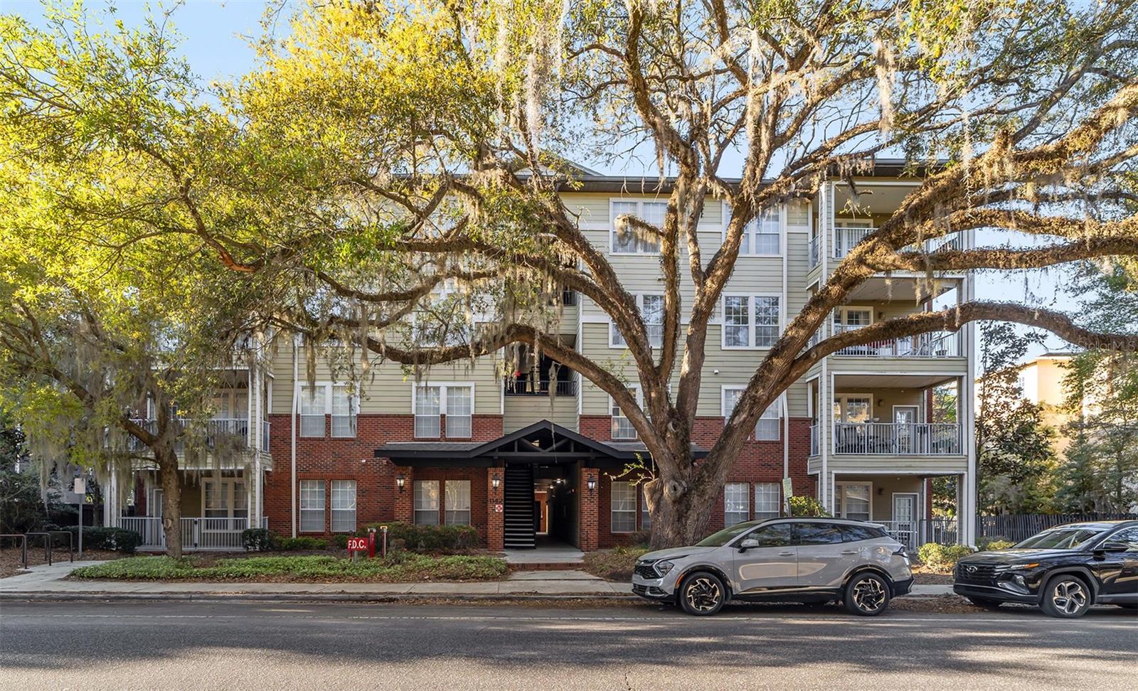 1142 SW 9TH RD #402, GAINESVILLE, FL, 32601
