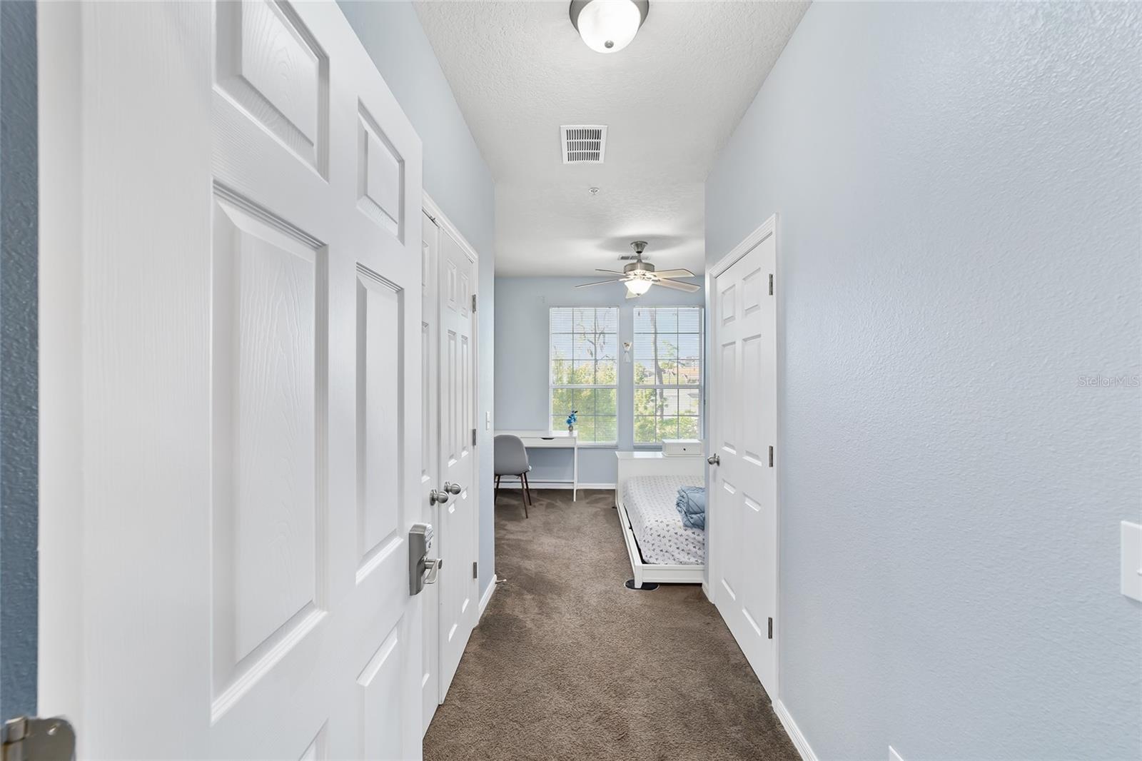 1142 SW 9TH RD #402, GAINESVILLE, FL, 32601