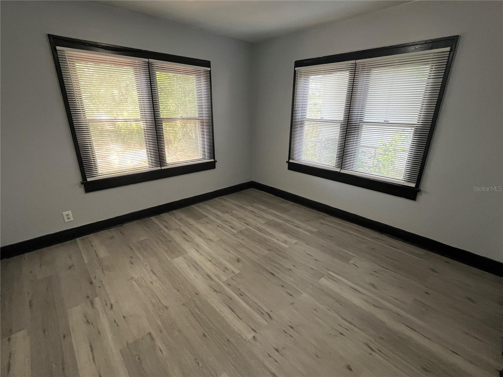 21 W TILLMAN AVE, LAKE WALES, FL, 33853