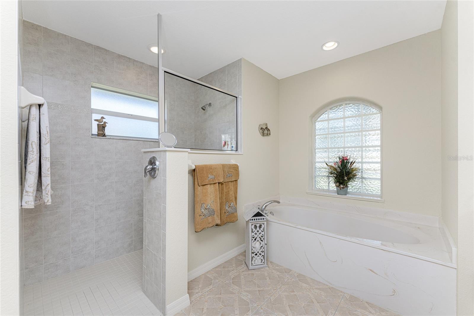 54 SPORTSMAN CT, ROTONDA WEST, FL, 33947