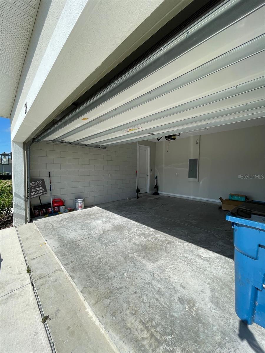 824 BLUE CREEK DR, HAINES CITY, FL, 33844