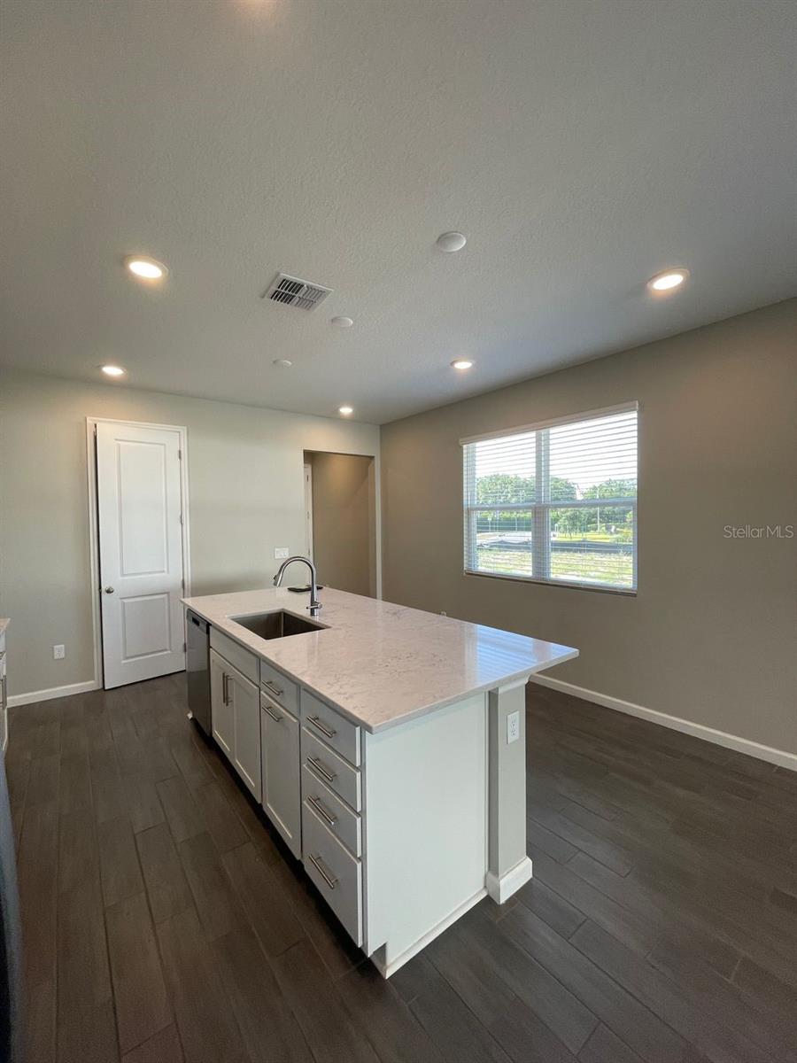824 BLUE CREEK DR, HAINES CITY, FL, 33844