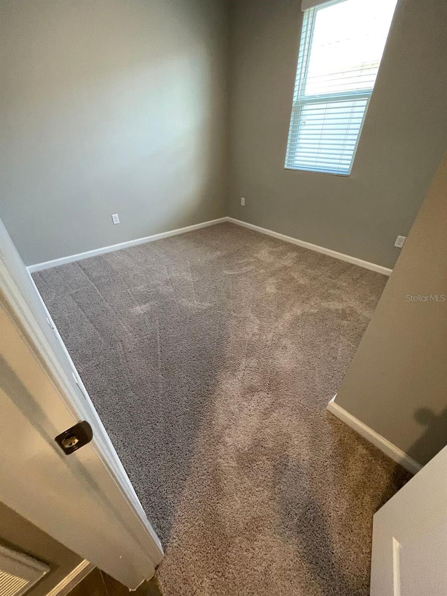 824 BLUE CREEK DR, HAINES CITY, FL, 33844