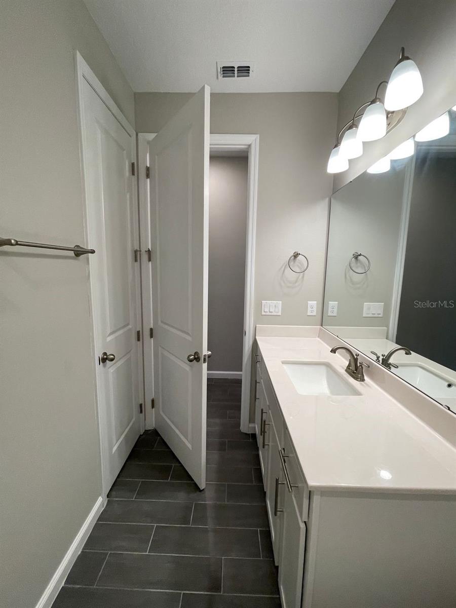 824 BLUE CREEK DR, HAINES CITY, FL, 33844