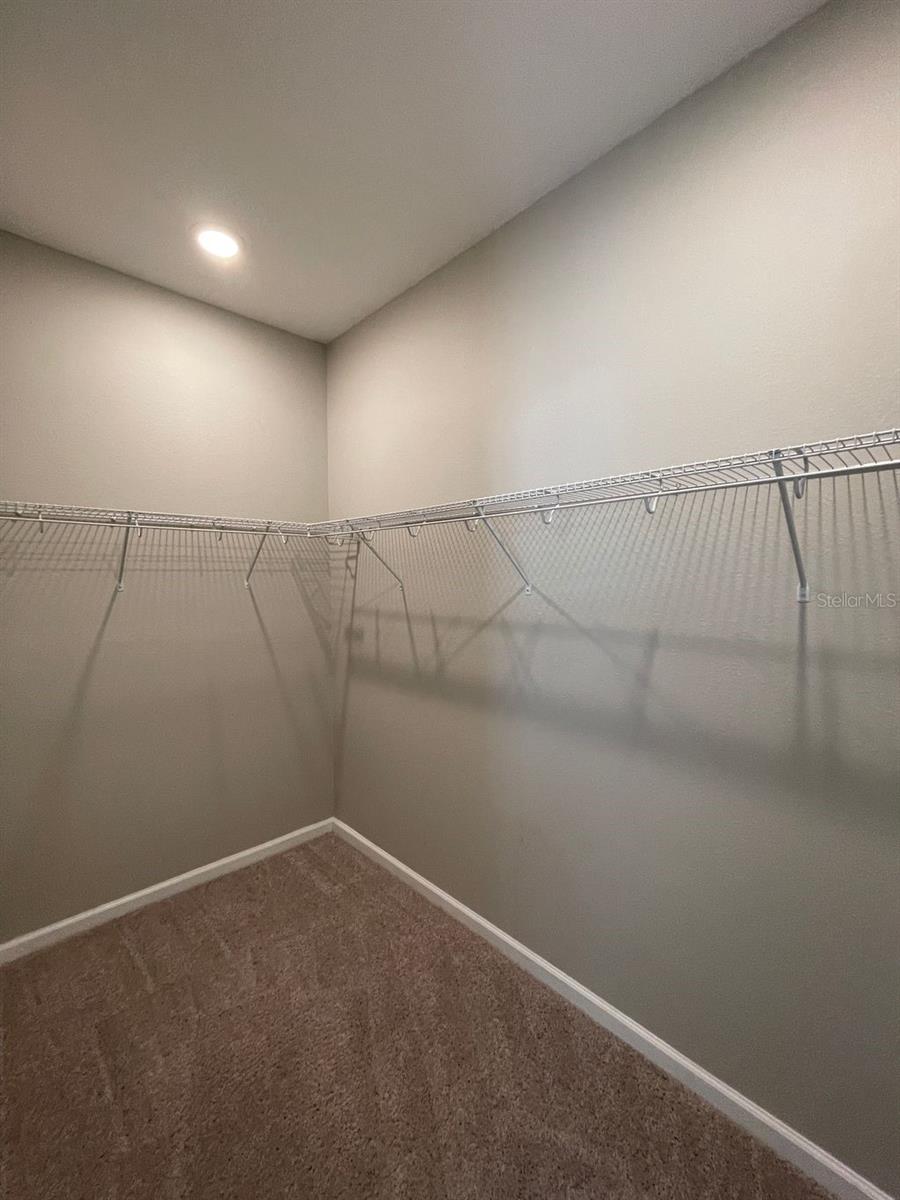 824 BLUE CREEK DR, HAINES CITY, FL, 33844