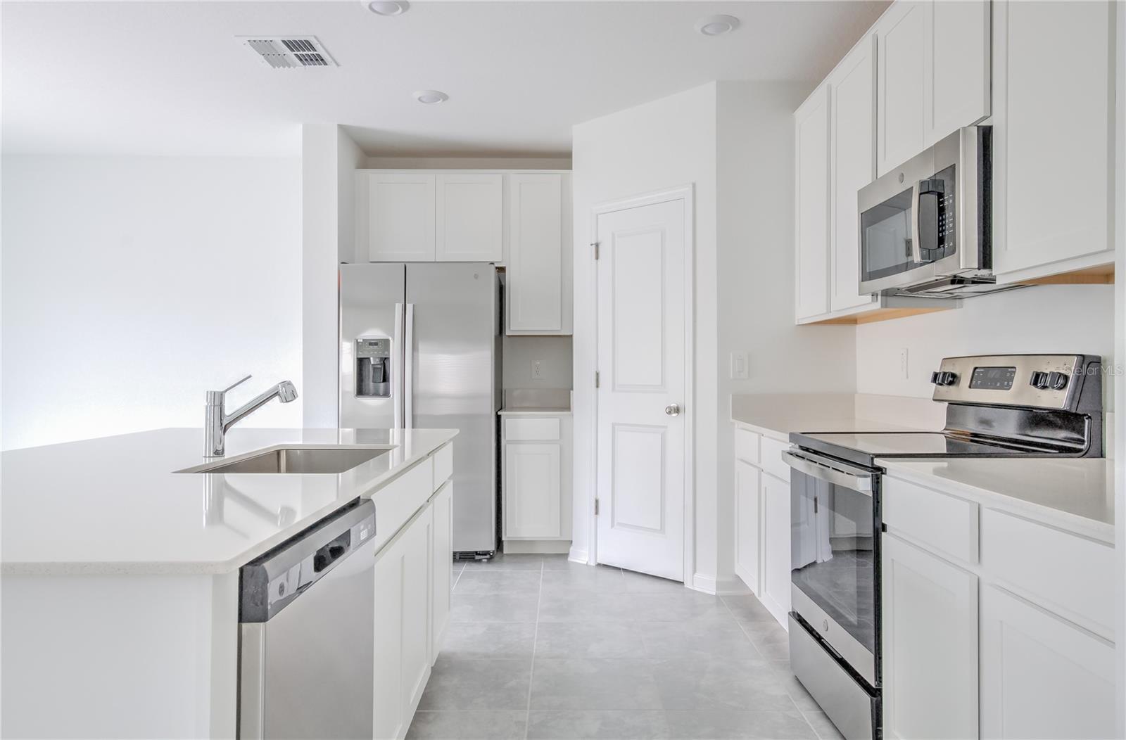 1509 CUMBERLAND AVE, DAVENPORT, FL, 33837