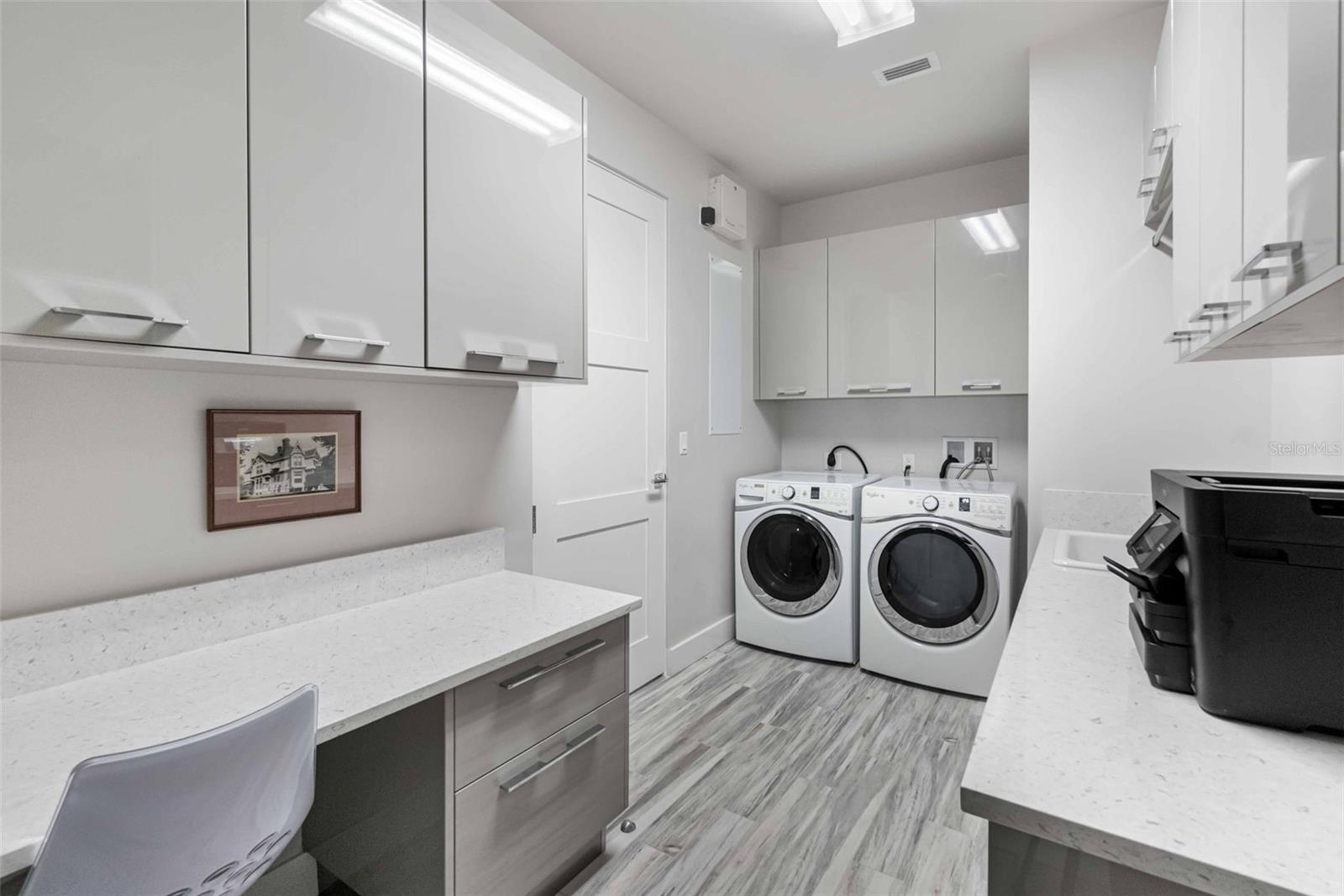 A4645607 Property Photo